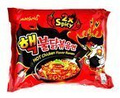 Makaron smażony o smaku bardzo ostrego kurczaka 140g Samyang TERMIN PRZYDATNOŚCI 29-10-2025
